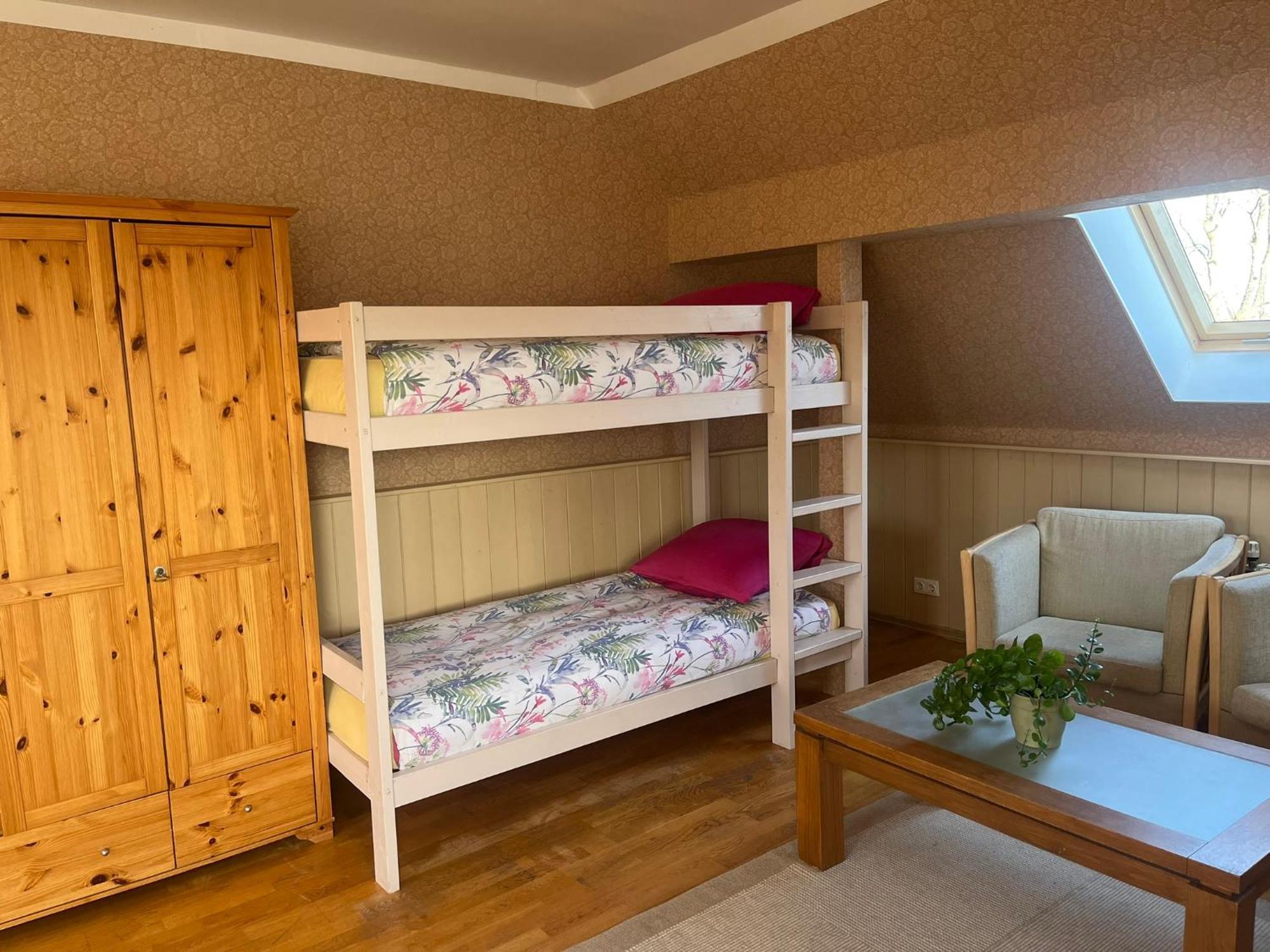 Family House Apartments Салацгрива Экстерьер фото
