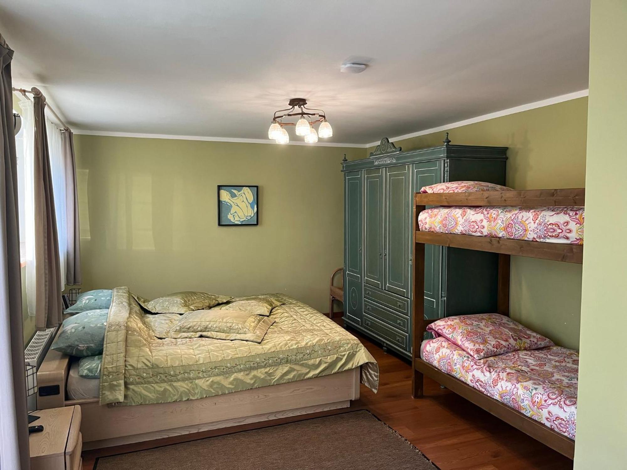 Family House Apartments Салацгрива Экстерьер фото