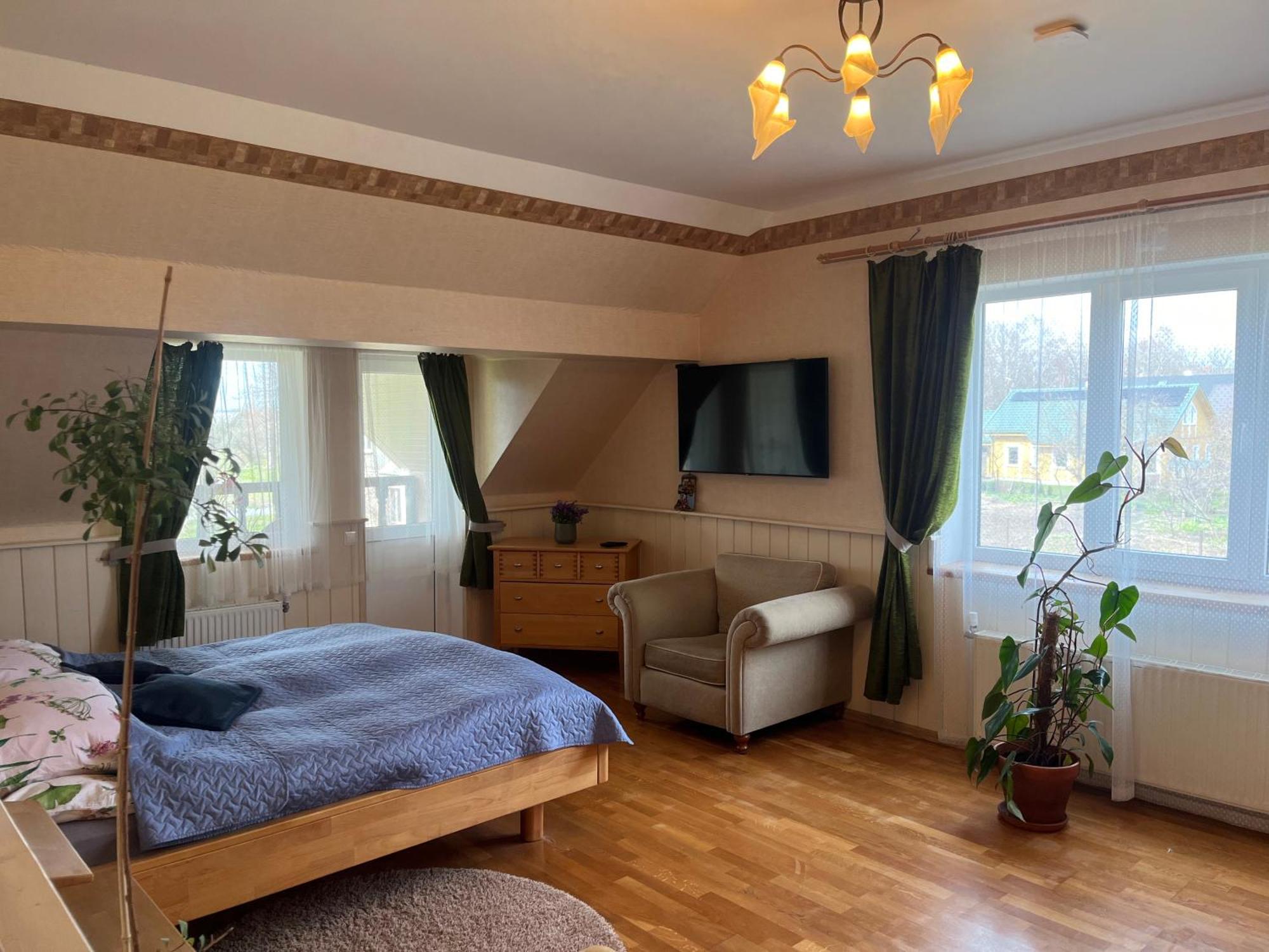 Family House Apartments Салацгрива Экстерьер фото
