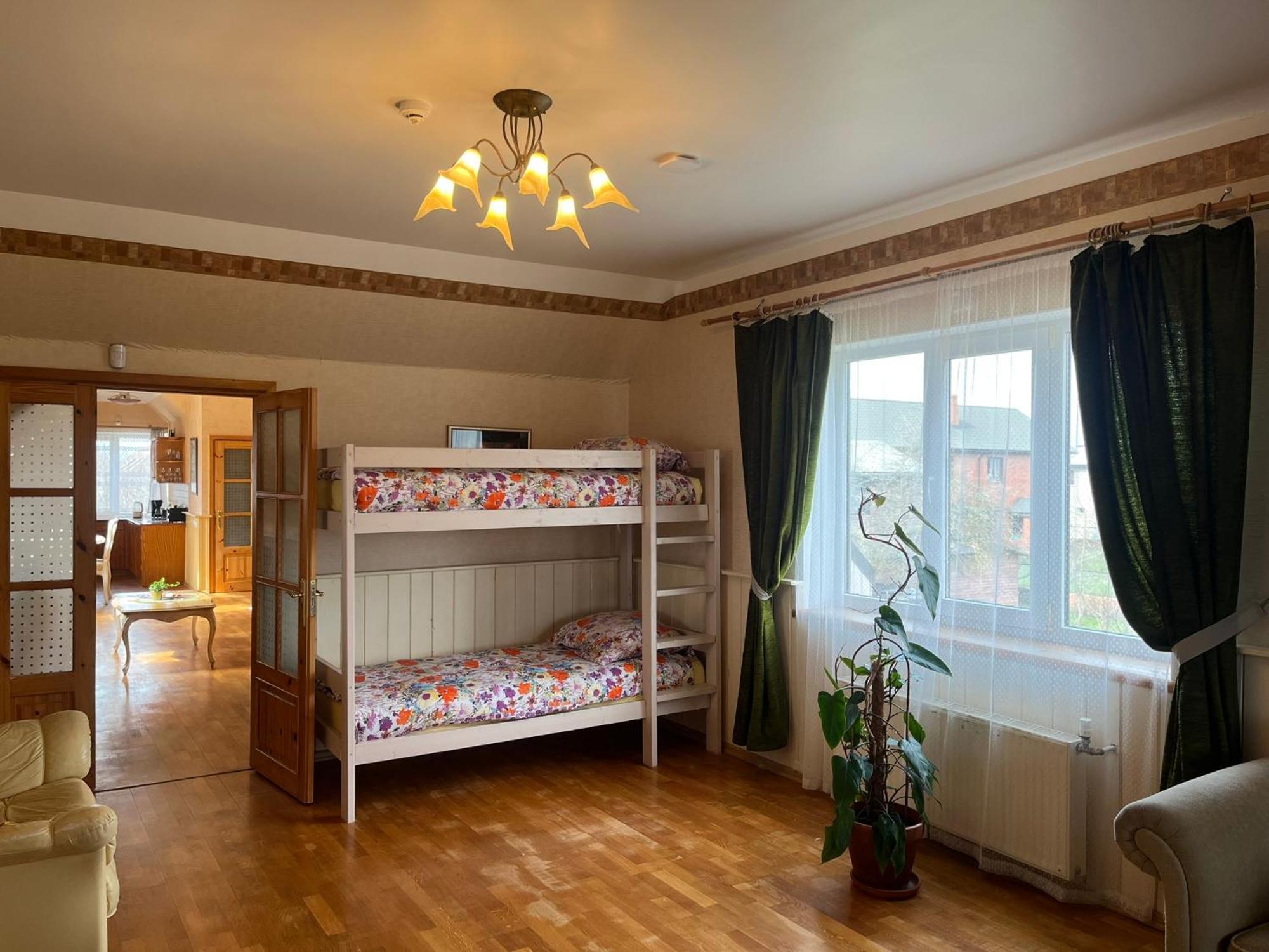 Family House Apartments Салацгрива Экстерьер фото