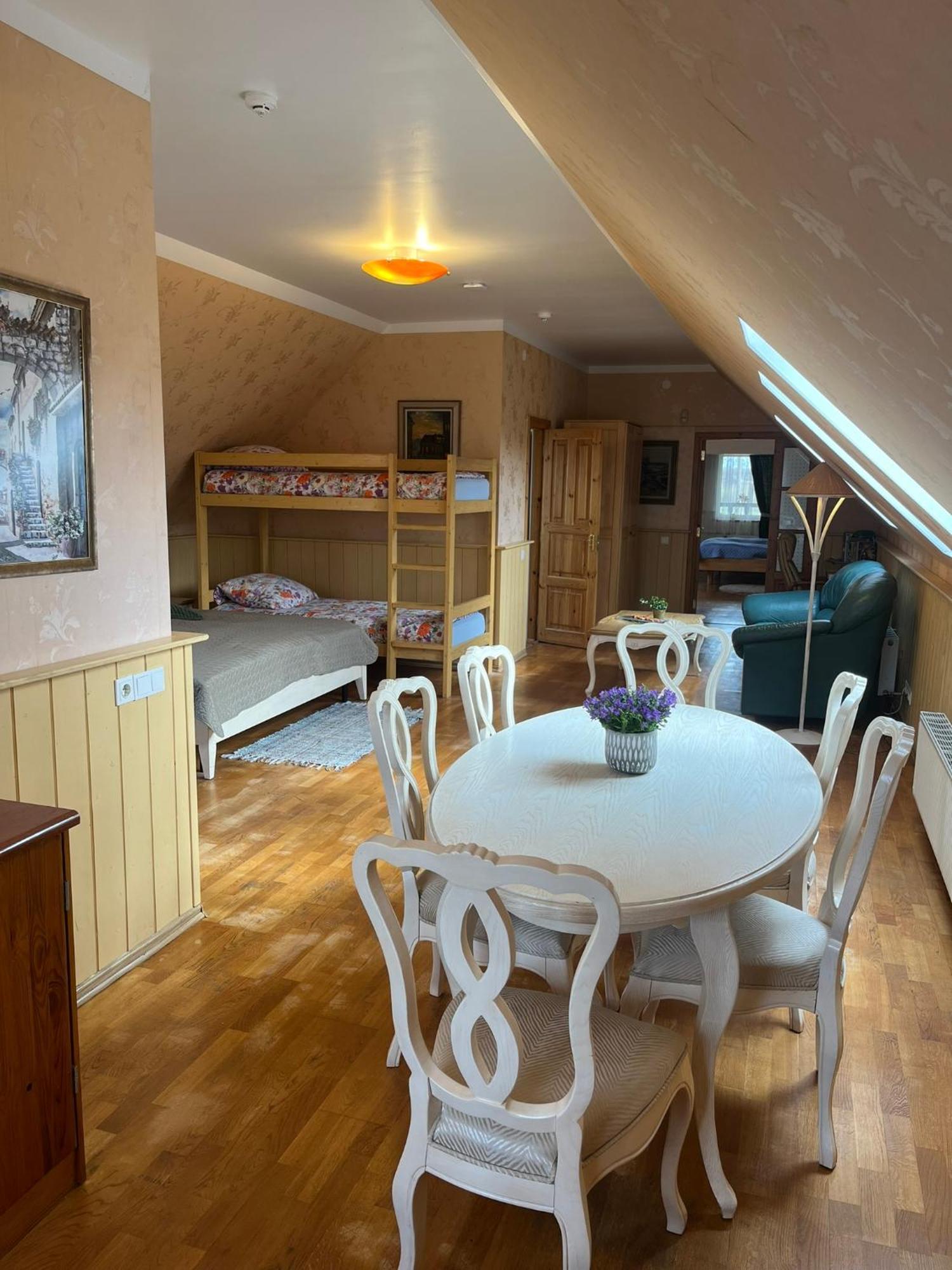 Family House Apartments Салацгрива Экстерьер фото