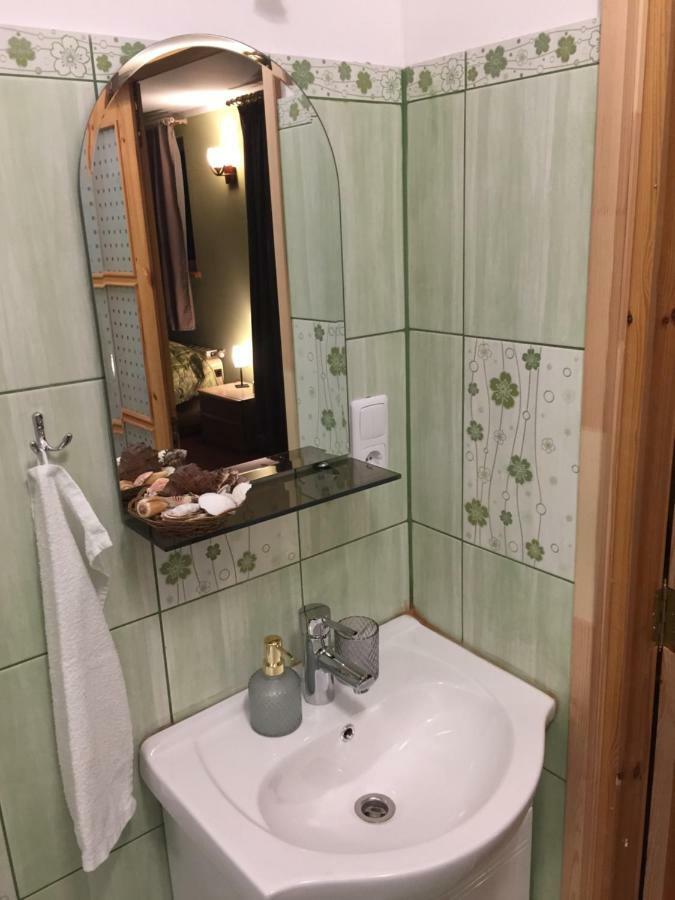 Family House Apartments Салацгрива Экстерьер фото